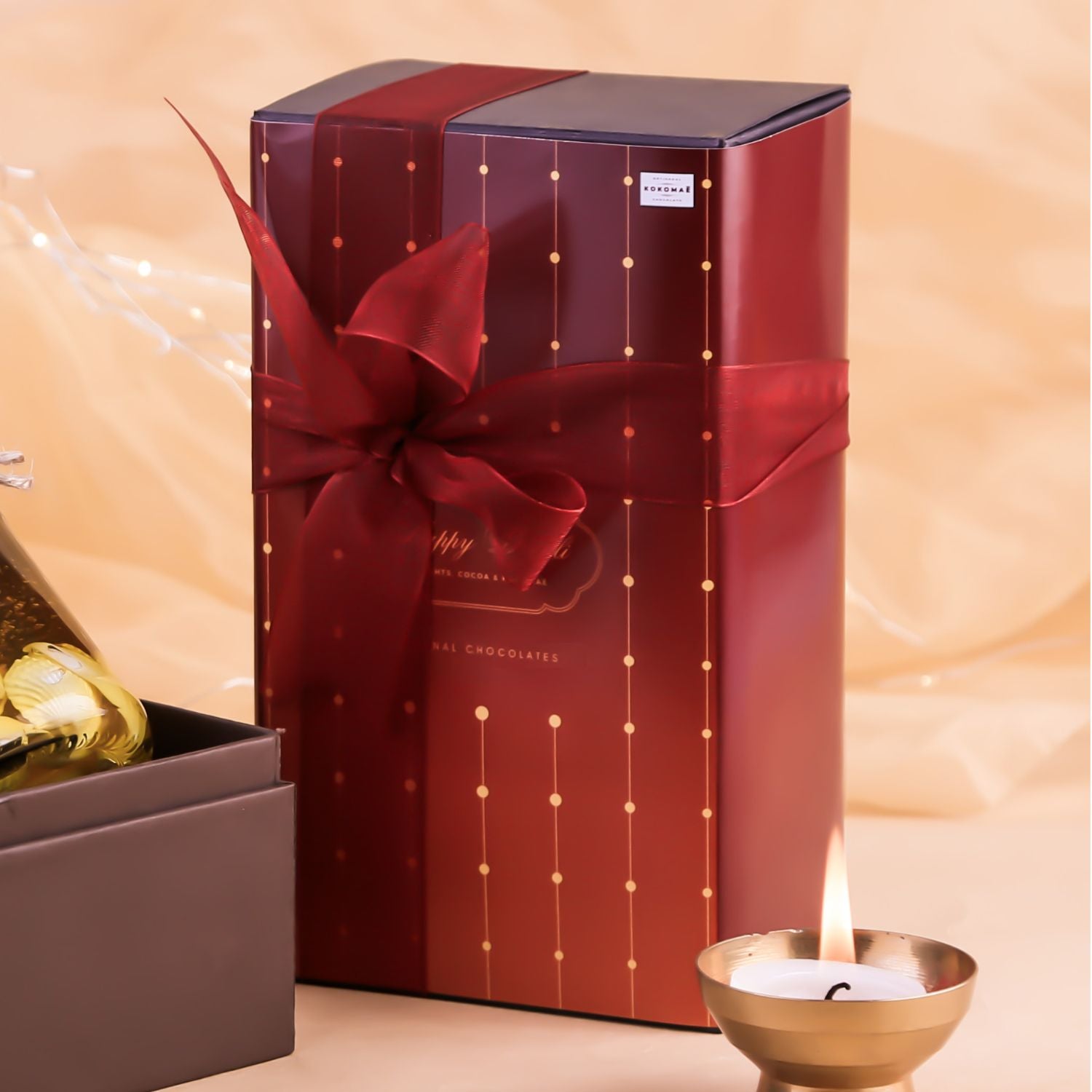 Kokomaē Diwali Premium Gift Box with Coated Hazelnut Chocolate Bar & a Candle