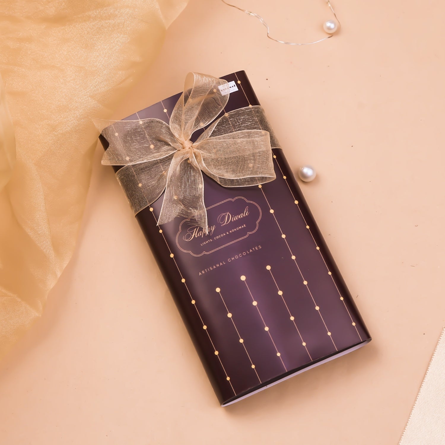 Kokomaē Diwali Artisanal Chocolate Duo : Orang Peel & Chilli Bar with a Candle